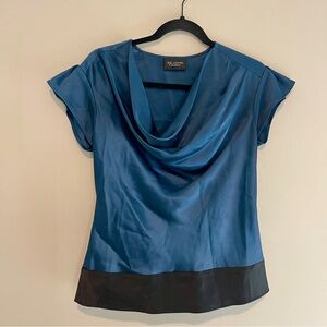 St. John Couture Blue Black Liquid Satin Cap Sleeve Cowl Blouse Top Size XS-S